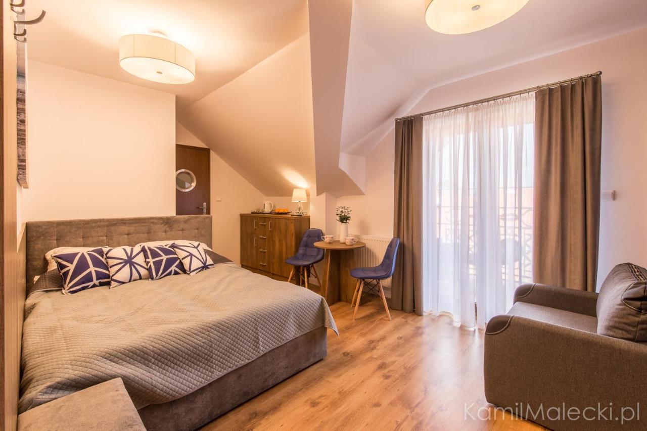 Czarna Perla Apartment Криница Морска Екстериор снимка