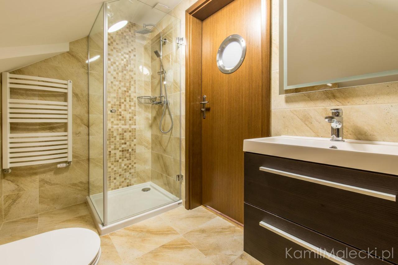 Czarna Perla Apartment Криница Морска Екстериор снимка