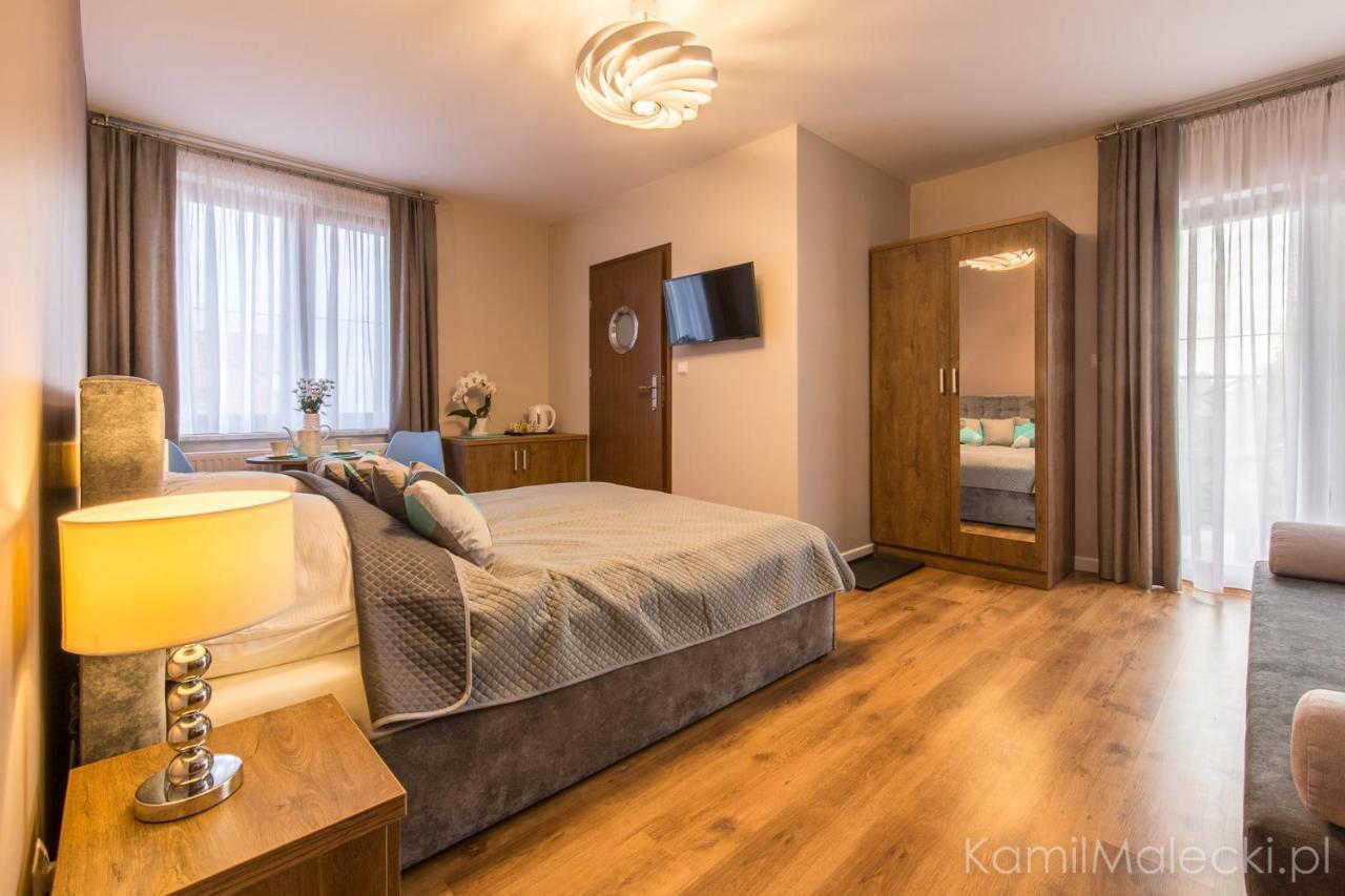 Czarna Perla Apartment Криница Морска Екстериор снимка