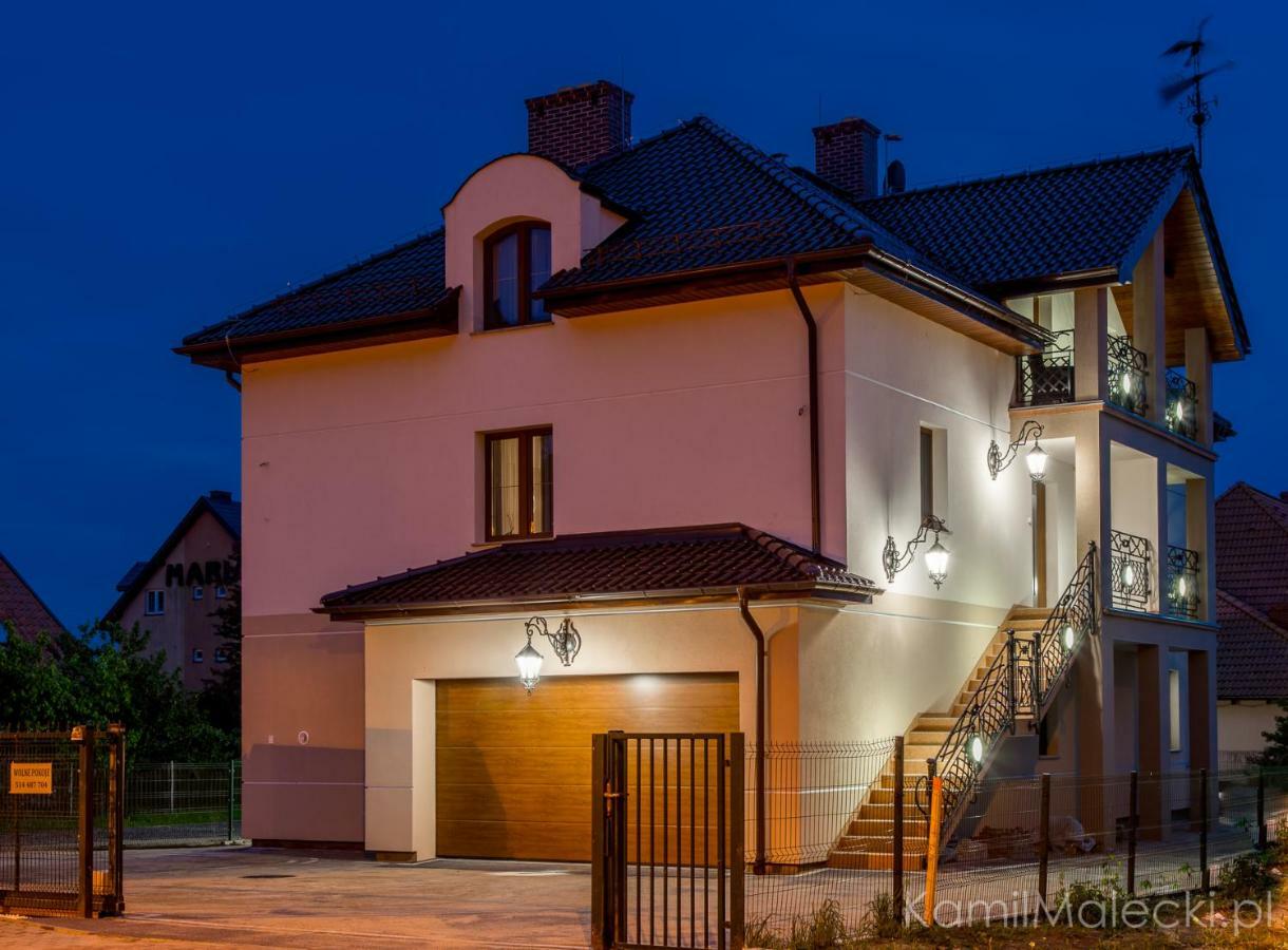 Czarna Perla Apartment Криница Морска Екстериор снимка