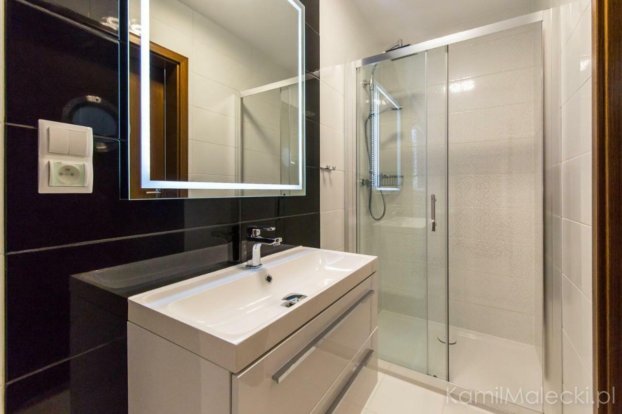 Czarna Perla Apartment Криница Морска Екстериор снимка