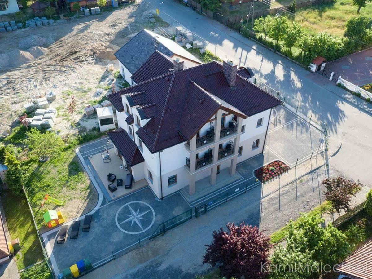 Czarna Perla Apartment Криница Морска Екстериор снимка